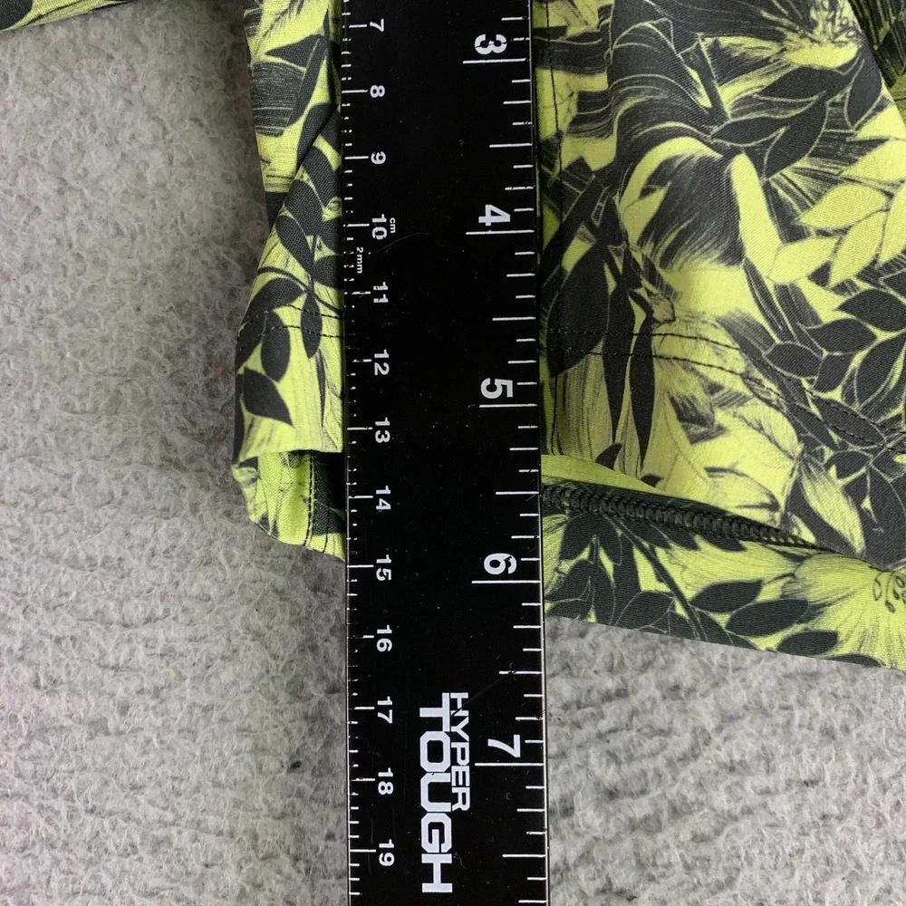 Lululemon Cross Channel Shorts Mens Large Lime Green Black Floral Botanical Swim